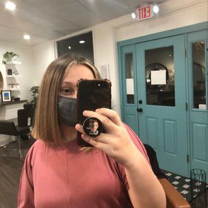 Meet your Posher, Brianna